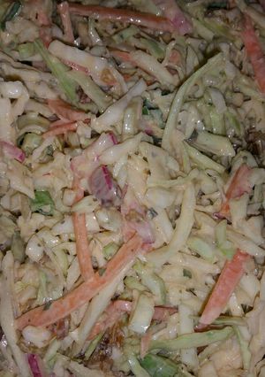 A picture of Spicy Peanut Butter Slaw.