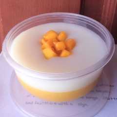 รูปของ Puding Mangga Susu