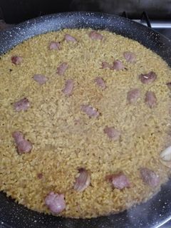 Una foto de Arroz con Longanizas