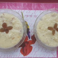 A picture of Kashmiri phirni.