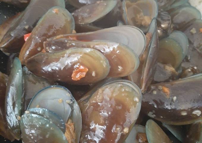 Kerang hijau saos padang