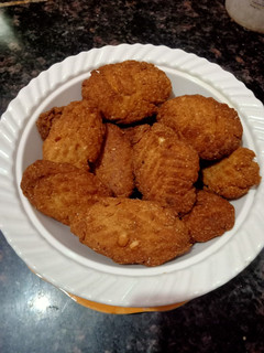 ठेकुआ (thekua recipe in Hindi) रेसिपी मुख्य फोटो