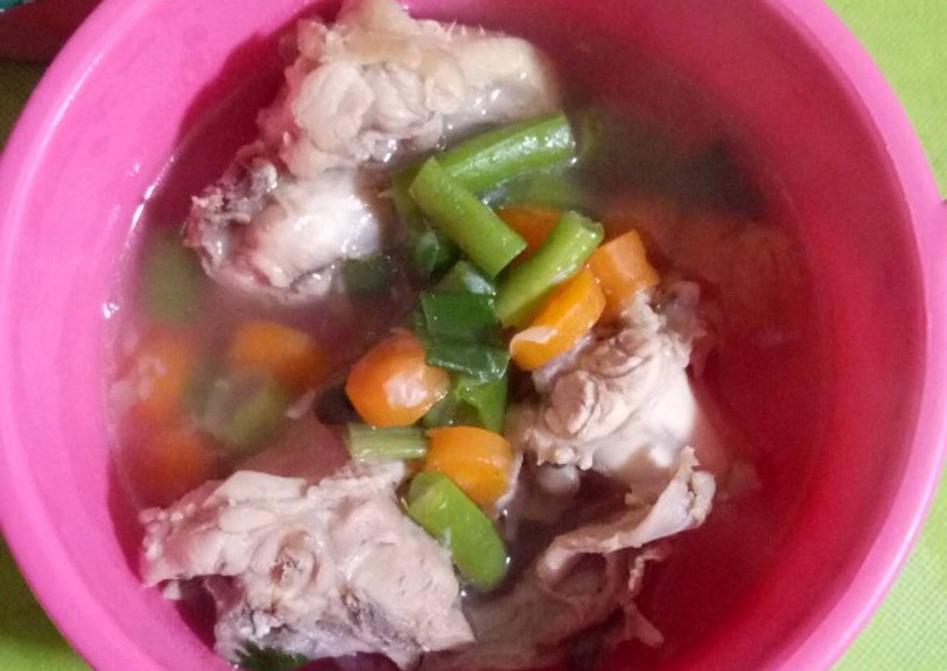 Sop tulang ayam sedap