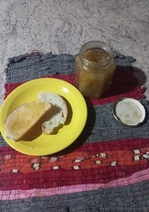 Una foto de Mermelada de pera🍐