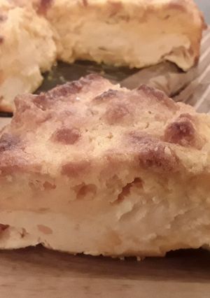 A picture of Sig's German Pudding Cake.