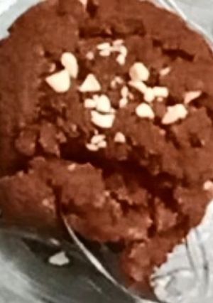 A picture of Sooji Caramel Halwa/ Sheera.