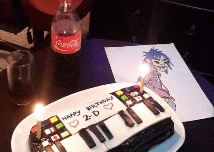 🎤🎹 Keyboard Cake 🎵🎈