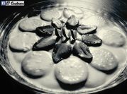 Una foto de pay de fresas con crema