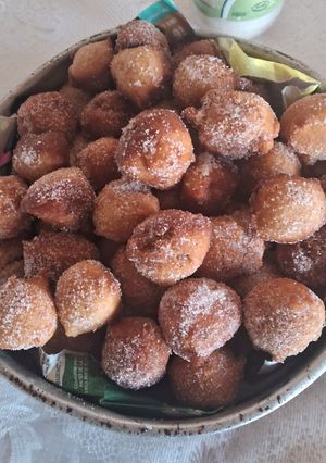 Una foto de Buñuelos de dulce de leche