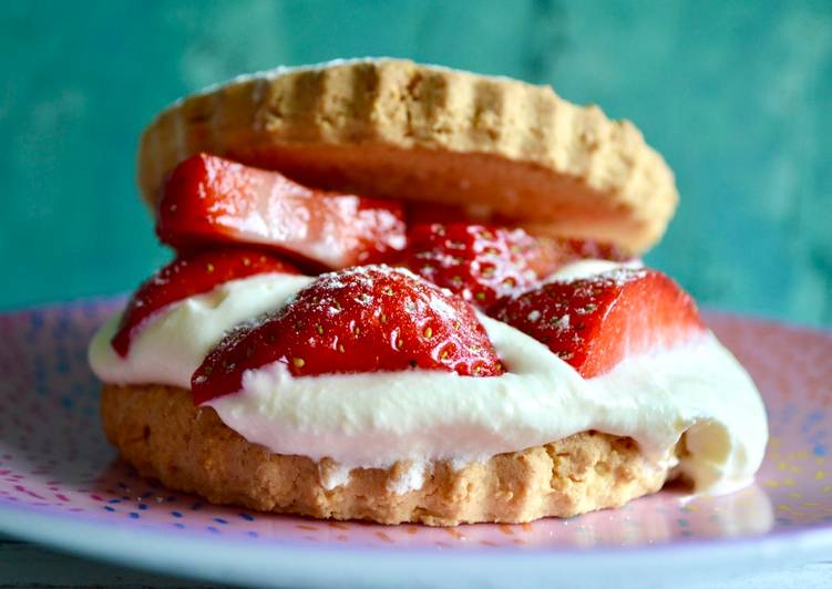 Simple Way to Prepare Super Quick Homemade Strawberry Shortcake