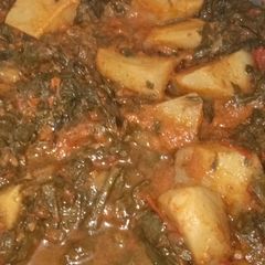 A picture of Aloo palak.