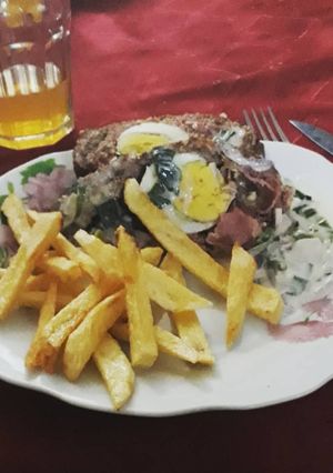Una foto de Pan de carne relleno con crema de verdeo
