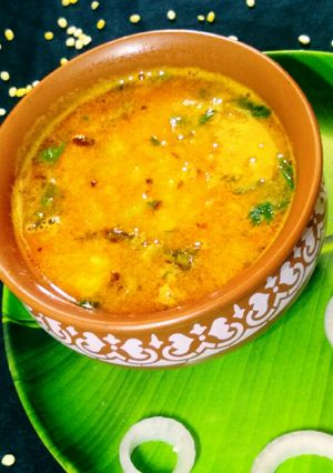 मुग डाळीचे फोडणीचे वरण (moong daliche varan recipe in marathi) रेसिपी चे मुख्य फोटो 