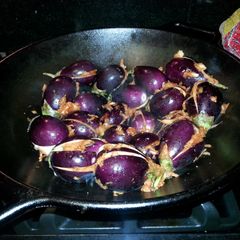 A picture of Spicy Black Beauty Eggplant.
