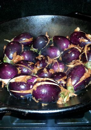 A picture of Spicy Black Beauty Eggplant.