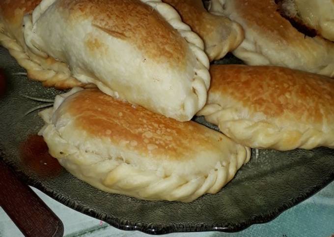 Empanadas de queso Receta de Constanza Ugarte- Cookpad