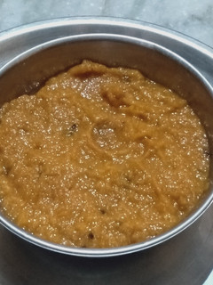 A picture of Garlic chutney.