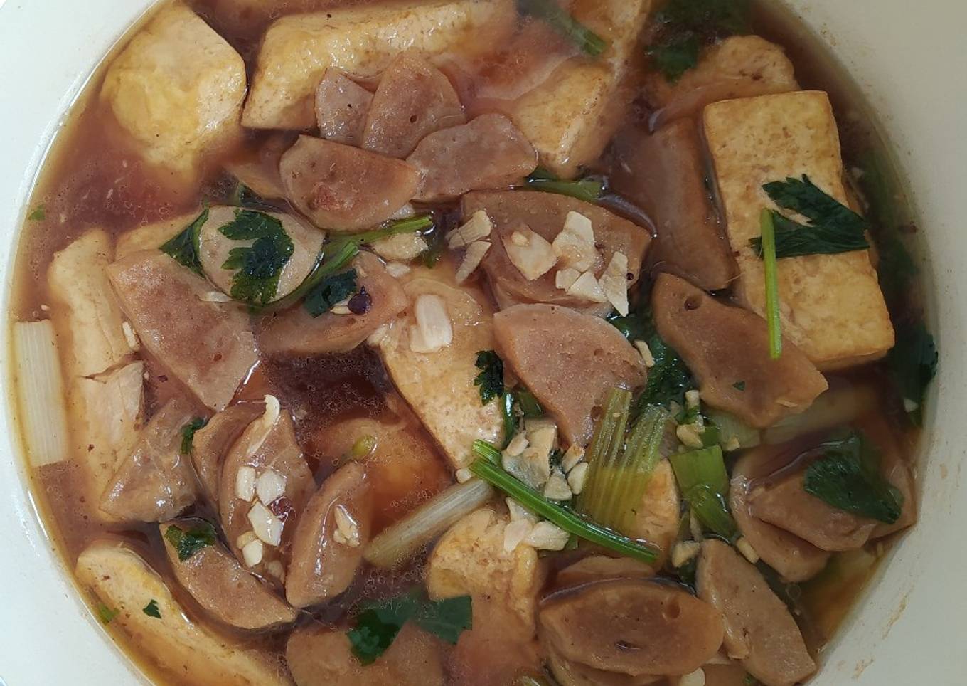 Tahu Kuah. Masakan irit waktu dan biaya ^•^