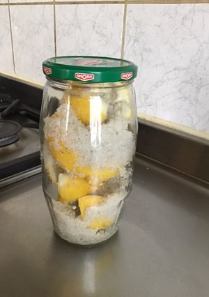 Une photo de Citrons jaunes confits