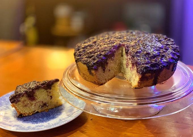 Almond, blueberry and ricotta cake