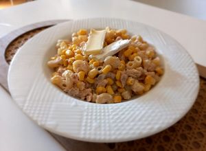 Una foto de Ensalada de pasta y atún