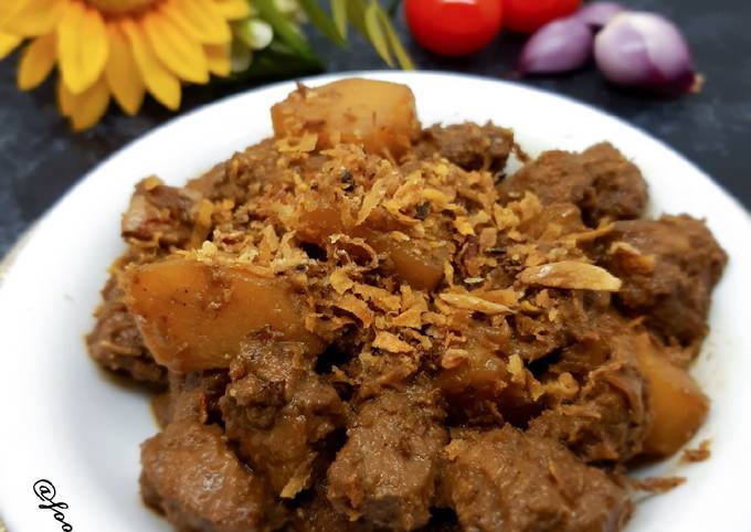 Semur Daging Kentang