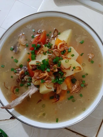 Langkah Gampang Menyiapkan Resep Sup ayam yang Lezat Anti Ribet, Mantap Sekali