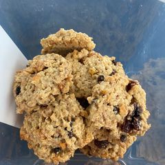 A picture of Oatmeal Cookies.