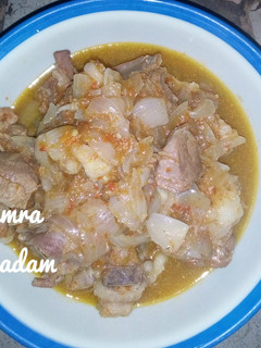 A picture of Meat peppered soup.