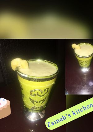 A picture of Banana smoothie🍌🥛.