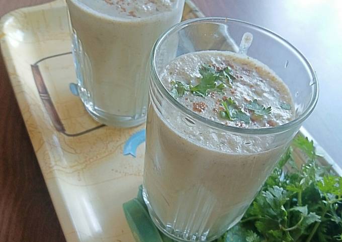 Mint-Masala Lassi