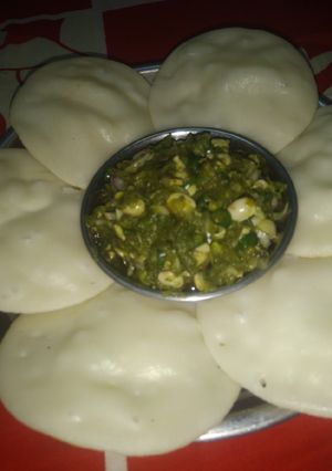 গ্যাসের চুলায় বানানো চিতই পিঠা রেসিপির প্রধান ছবি