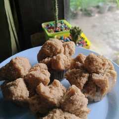 Bolu kukus gula merah merekah রেসিপির প্রধান ছবি