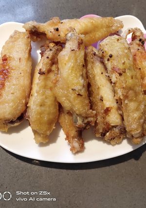 A picture of Fried Chicken Wings.