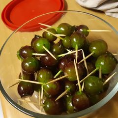 Toffee/candy grapes A picture of Toffee/candy grapes.