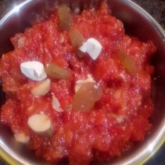 A picture of Gajar ka halwa in cooker.