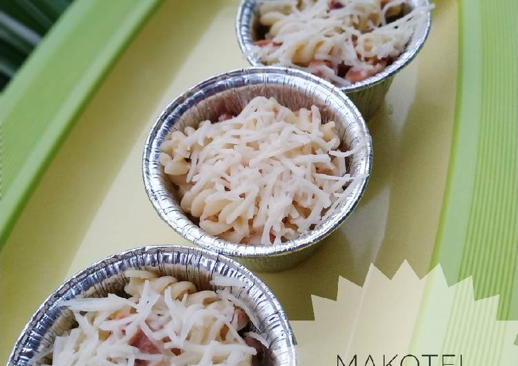Langkah Mudah untuk Menyiapkan Macaroni Scotel Kukus, Enak