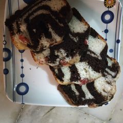 A picture of Marble biscuit cake.