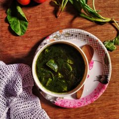 A picture of Palak Paneer.