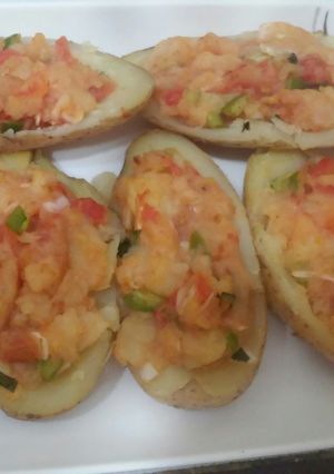 Una foto de Papa rellenas al horno al estilo vegetariano
