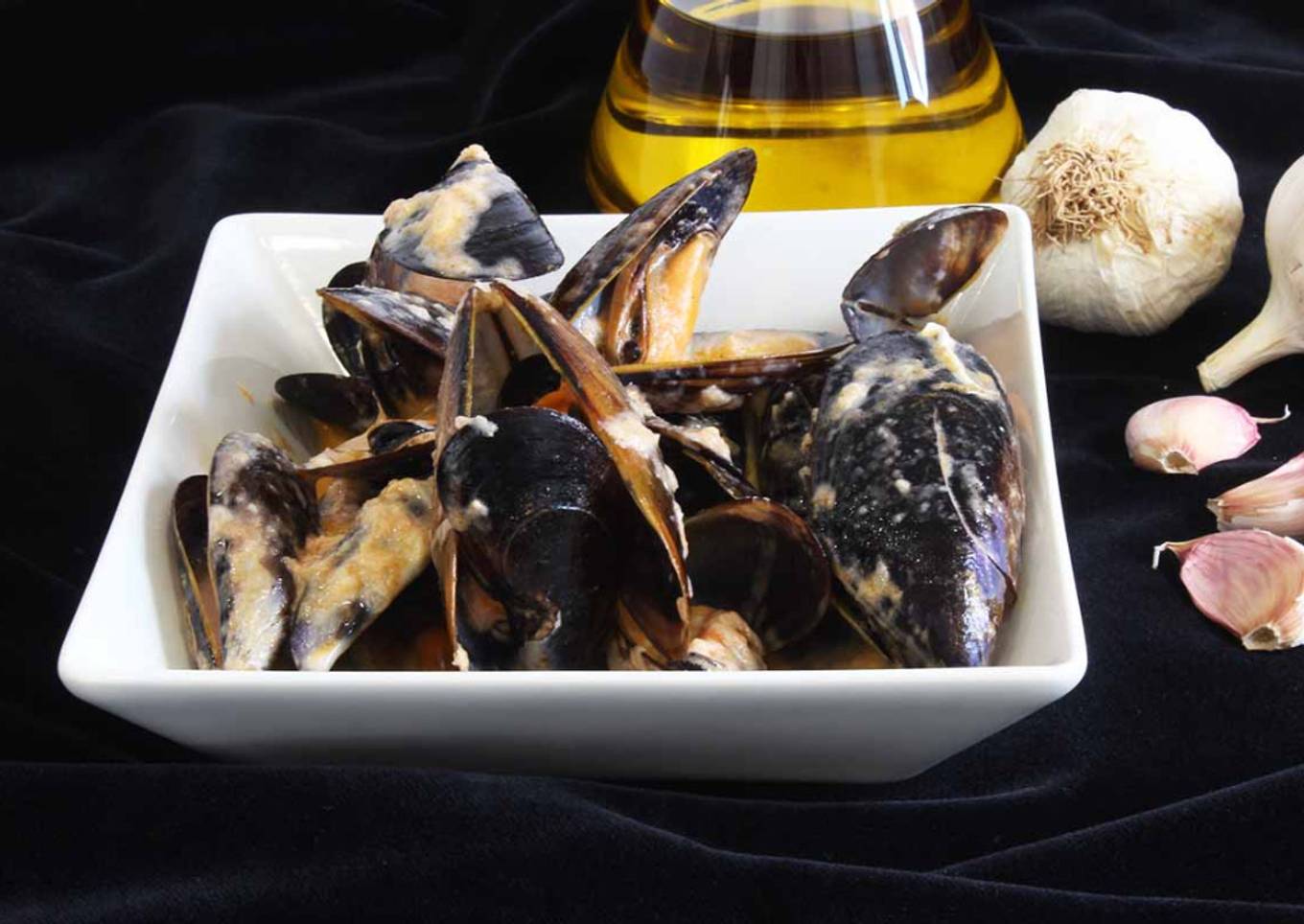 Mejillones en salsa alioli