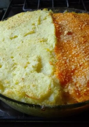 Una foto de Pastel de papa y zapallo con pollo