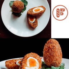 A picture of Scotch Eggs.