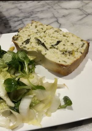 Une photo de Pain clafoutis aux courgettes et chèvre IG bas