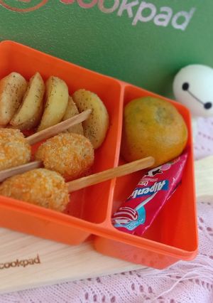 Foto resep Potato wedges dan kaki naga macaroni