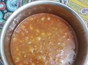 A picture of chickpeas white chana