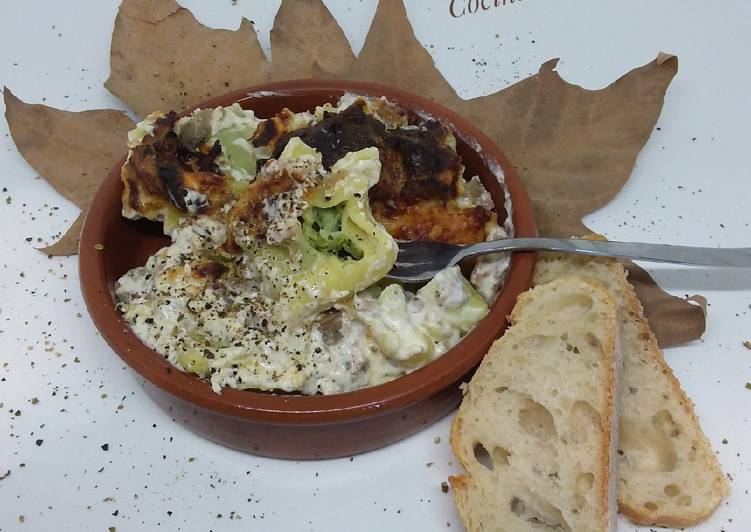 Tortellinis con salsa caruso