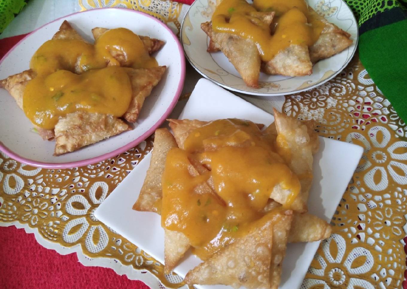 Chutney Walay Samosay