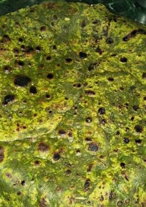 A picture of Palak paratha.