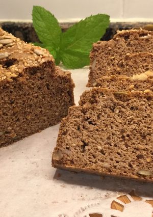Foto principal de Pan de semillas, sin gluten, sin lactosa, sin azúcar